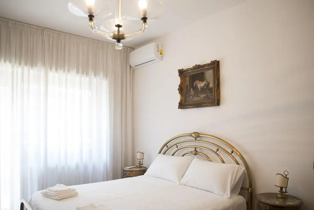 Plumbird Boutique & Apartment Rom