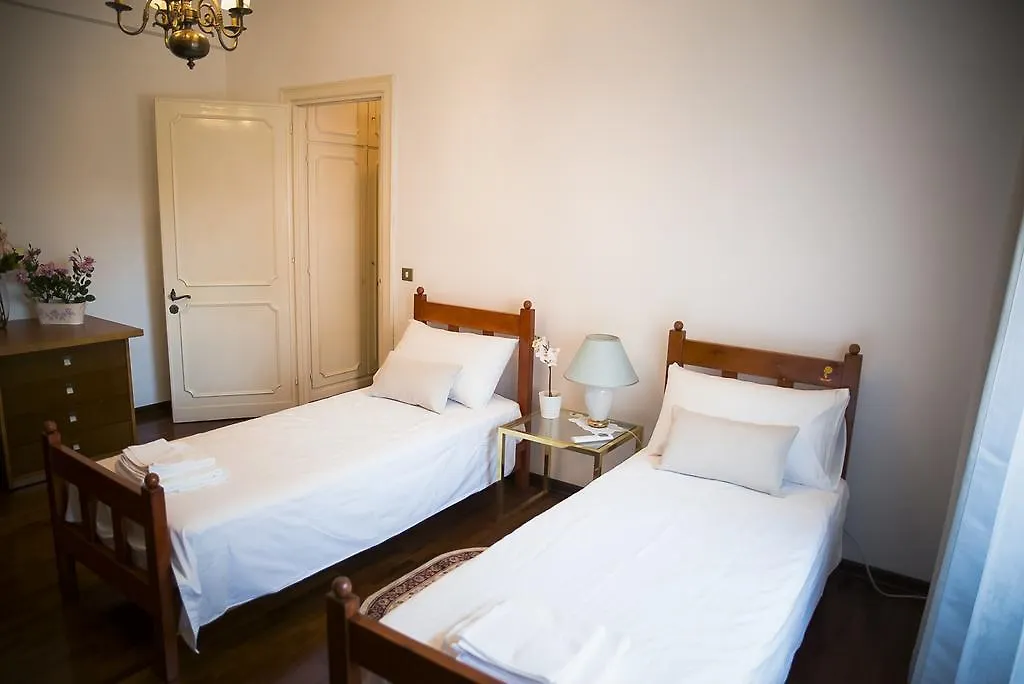 Plumbird Boutique & Apartment Rom Italien